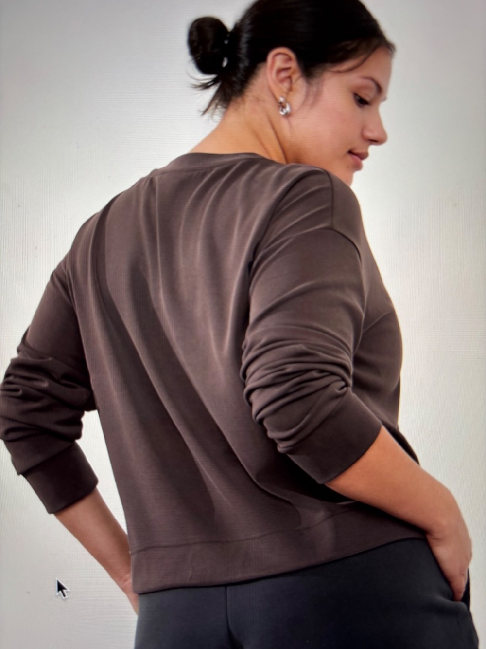 Athleta Seasoft Crew Neck Sweatshirt, Size L, Brown - Picture 4 of 5